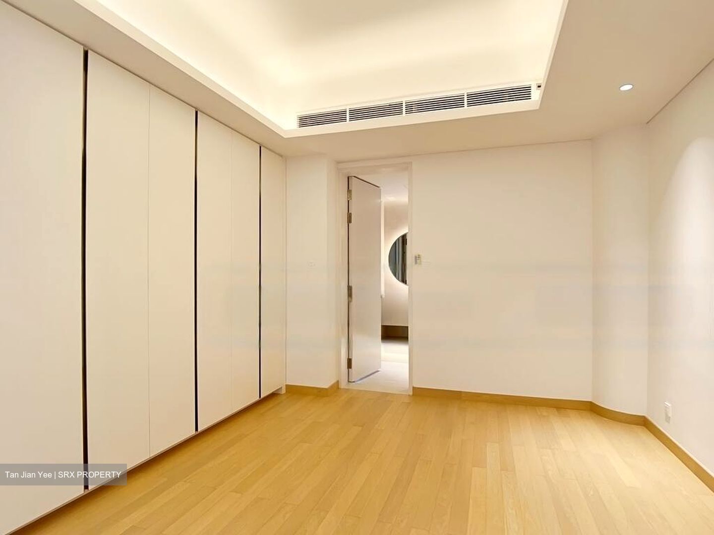 The Colonnade (D10), Condominium #602750681
